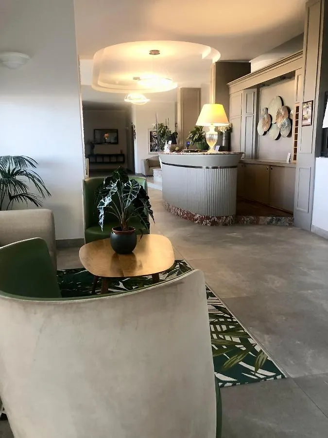 Hotel Life Rimini 4*,  Italien